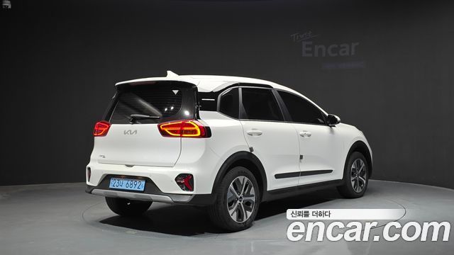 Kia Niro 2024 — photo 2