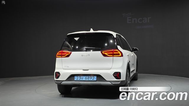 Kia Niro 2024 — photo 4
