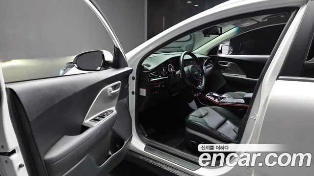 Kia Niro 2024 — photo 13