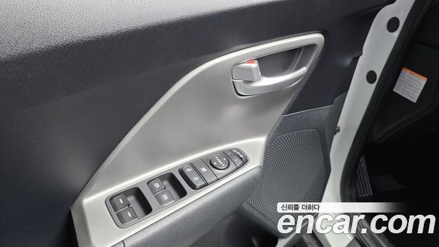 Kia Niro 2024 — photo 23