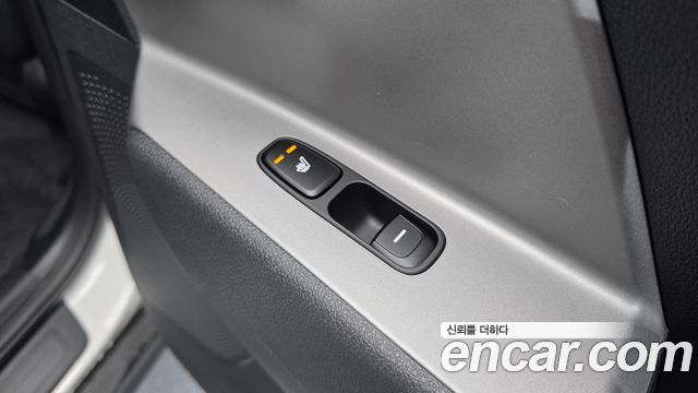 Kia Niro 2024 — photo 28