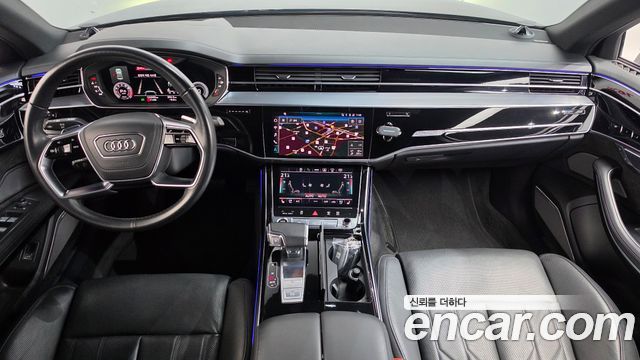 Audi A8 2021 — photo 10
