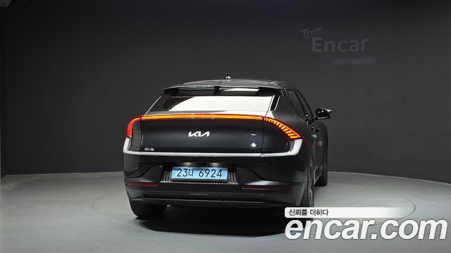 Kia EV6 2023 — photo 4