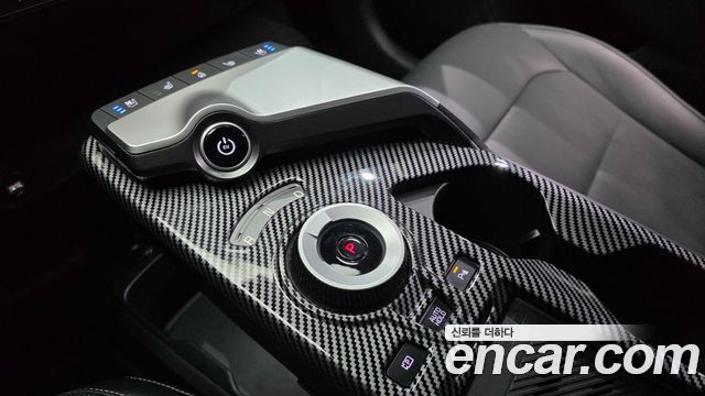 Kia EV6 2023 — photo 12