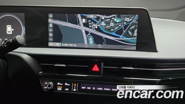 Kia EV6 2023 — photo 19