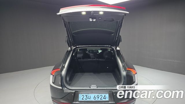 Kia EV6 2023 — photo 23