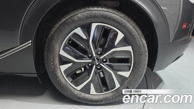 Kia EV6 2023 — photo 7