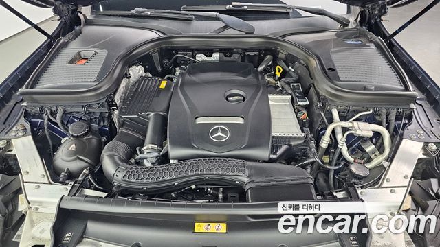 Mercedes-Benz GLC-Class 2019 — photo 6