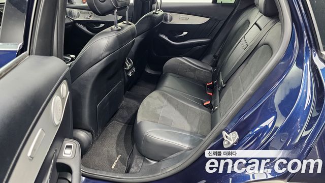 Mercedes-Benz GLC-Class 2019 — photo 18