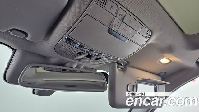 Mercedes-Benz GLC-Class 2019 — photo 26