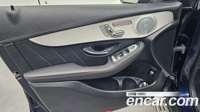 Mercedes-Benz GLC-Class 2019 — photo 14