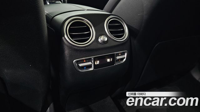 Mercedes-Benz GLC-Class 2019 — photo 32