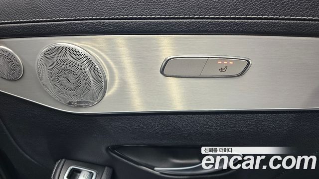 Mercedes-Benz GLC-Class 2019 — photo 34
