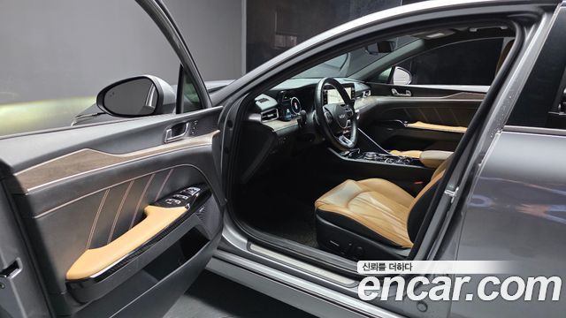 Kia K5 2022 — photo 13