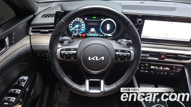 Kia K5 2022 — photo 20