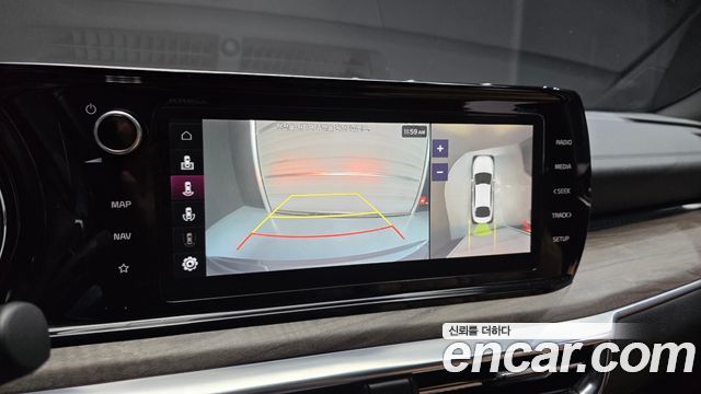 Kia K5 2022 — photo 21