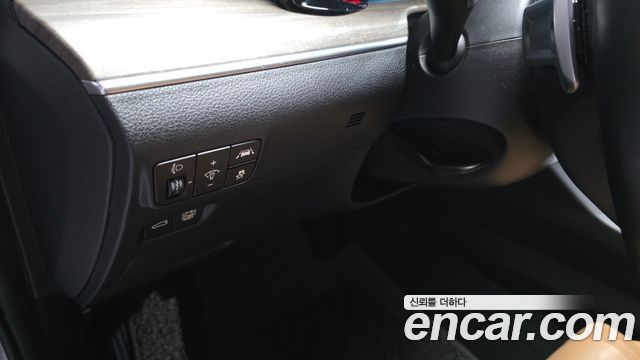 Kia K5 2022 — photo 25
