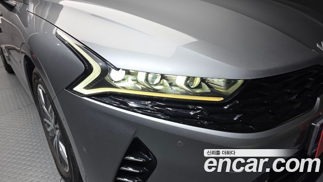 Kia K5 2022 — photo 8