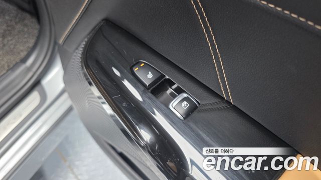 Kia K5 2022 — photo 27