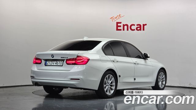 BMW 3-Series 2017 — photo 2