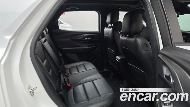 Chevrolet Korea Trailblazer 2021 — photo 17