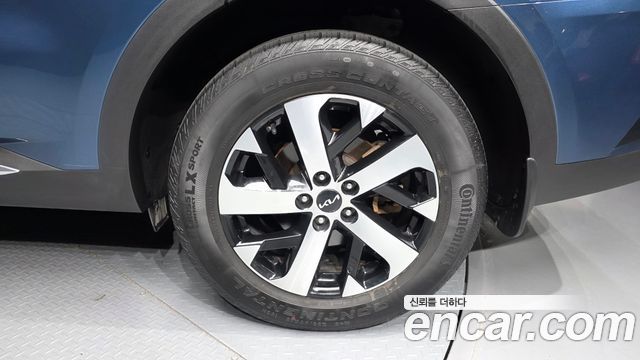 Kia Sorento 2023 — photo 7