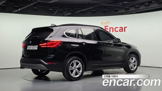 BMW X1 2017 — photo 2
