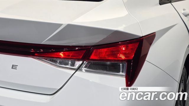 Hyundai AVANTE 2026 — photo 9