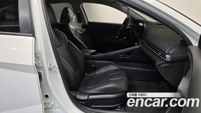 Hyundai AVANTE 2026 — photo 16