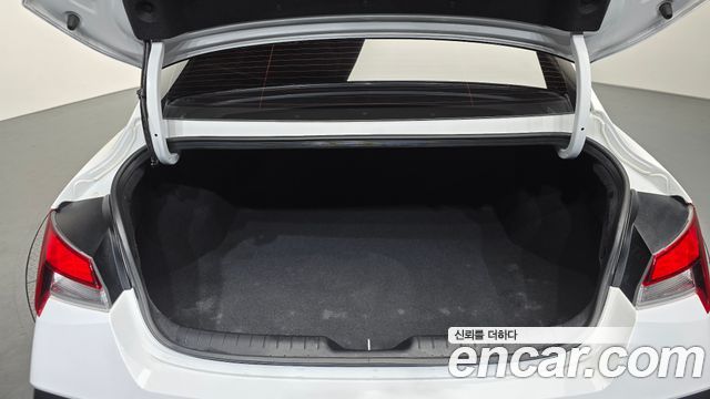 Hyundai AVANTE 2026 — photo 27