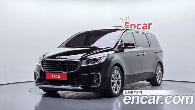 Kia Canival 2019 — photo 1