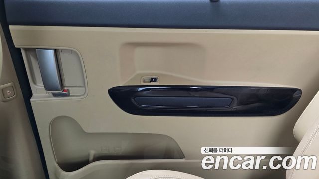Kia Canival 2019 — photo 15