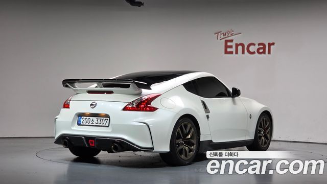Nissan 370Z 2018 — photo 2