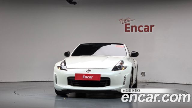 Nissan 370Z 2018 — photo 3