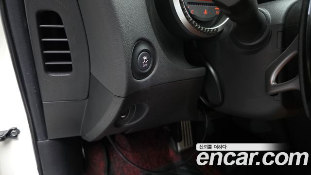 Nissan 370Z 2018 — photo 27