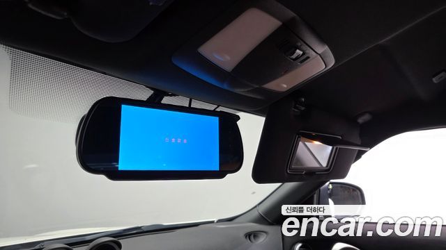 Nissan 370Z 2018 — photo 29