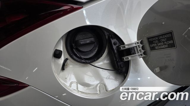 Nissan 370Z 2018 — photo 32