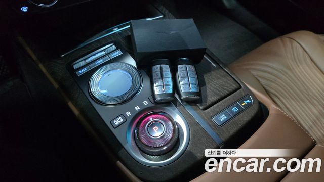 Genesis G80 2022 — photo 12