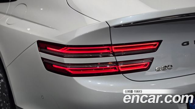 Genesis G80 2022 — photo 9