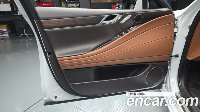 Genesis G80 2022 — photo 14