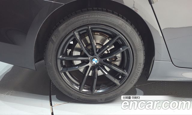 BMW 5-Series 2017 — photo 5