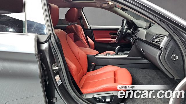 BMW 4-Series 2020 — photo 12
