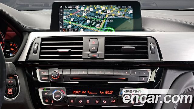 BMW 4-Series 2020 — photo 14