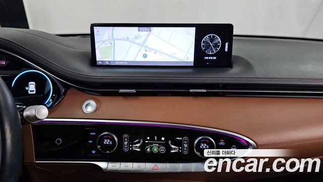 Genesis GV70 2021 — photo 20