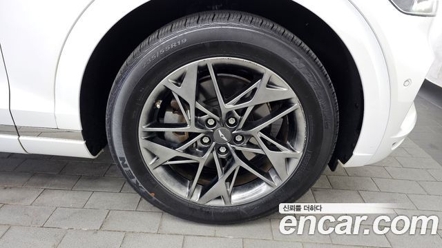 Genesis GV70 2021 — photo 7