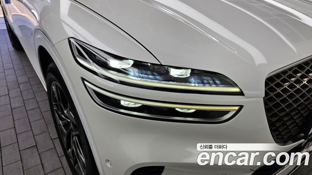 Genesis GV70 2021 — photo 8