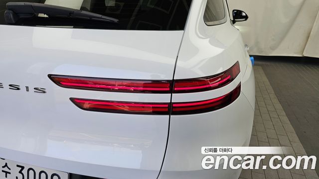 Genesis GV70 2021 — photo 9