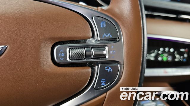 Genesis GV70 2021 — photo 34