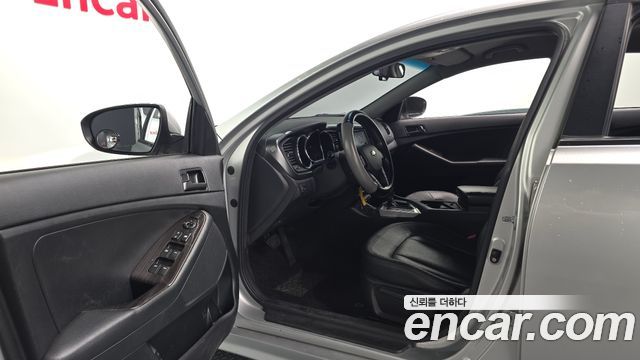 Kia K5 2013 — photo 13