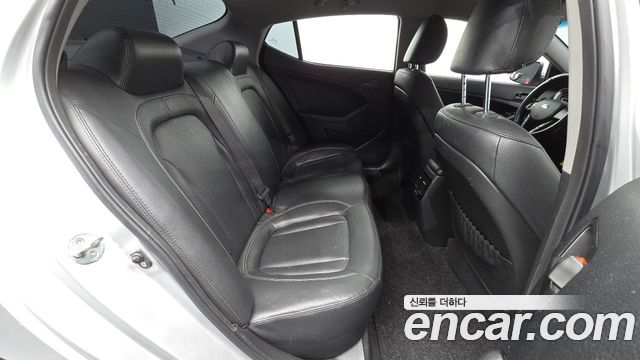 Kia K5 2013 — photo 18